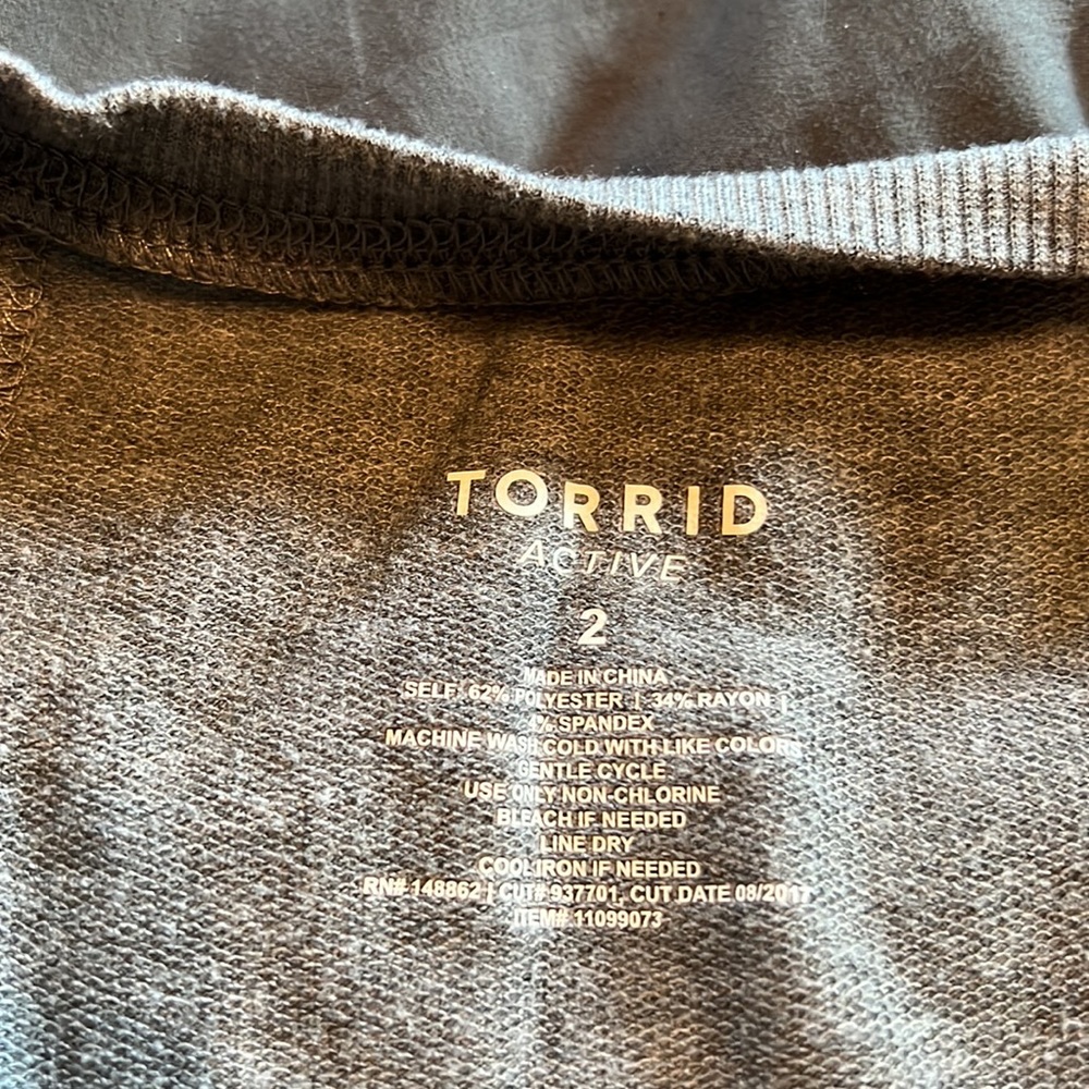 Grey tunic - Picture 3 of 3